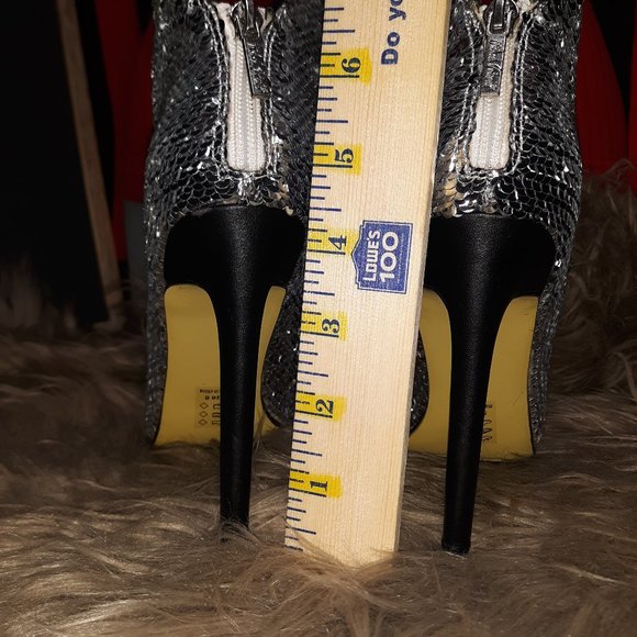 ((NEW )) (( Listing # 53 )) Michael Antanio - Picture 2 of 9